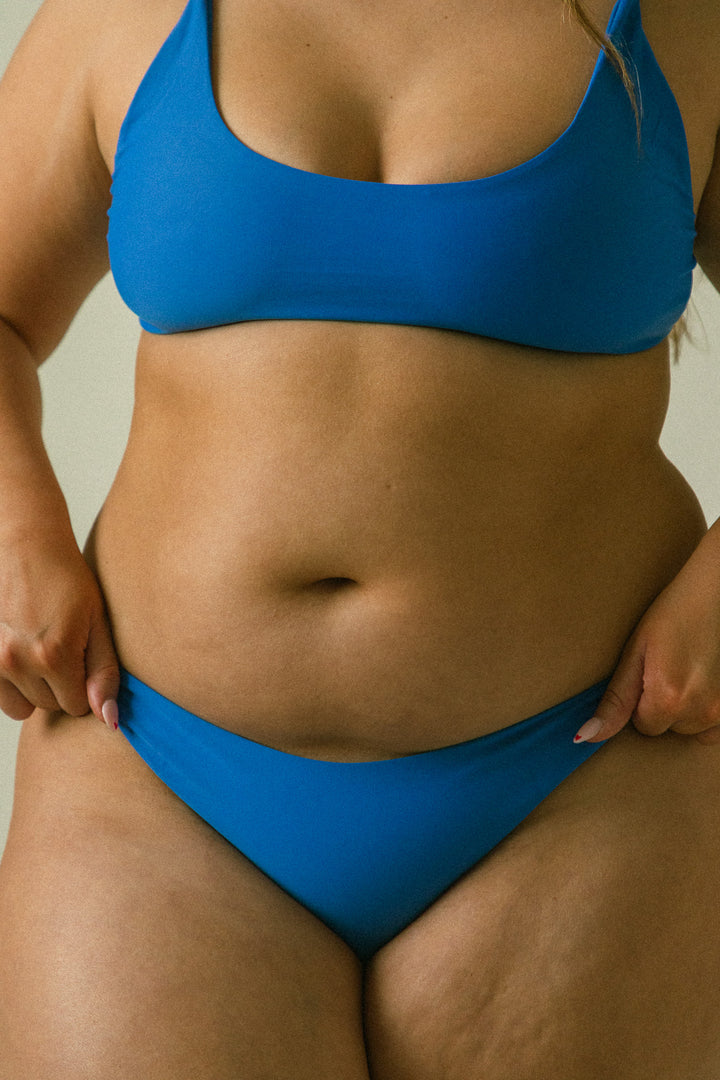 SURFER LOW RISE BOTTOM // BLUE